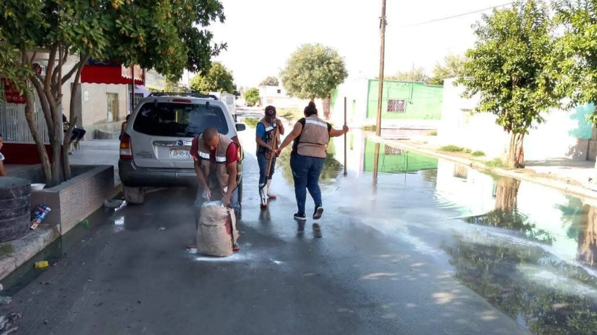 24 Departamento de Salud realiza acciones de Saneamiento básico en las Colonias